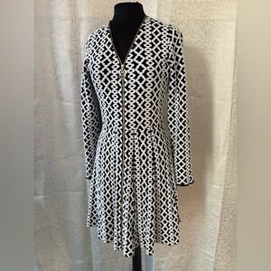 INC International Concepts Black and White Patterned Long Sleeve Dress